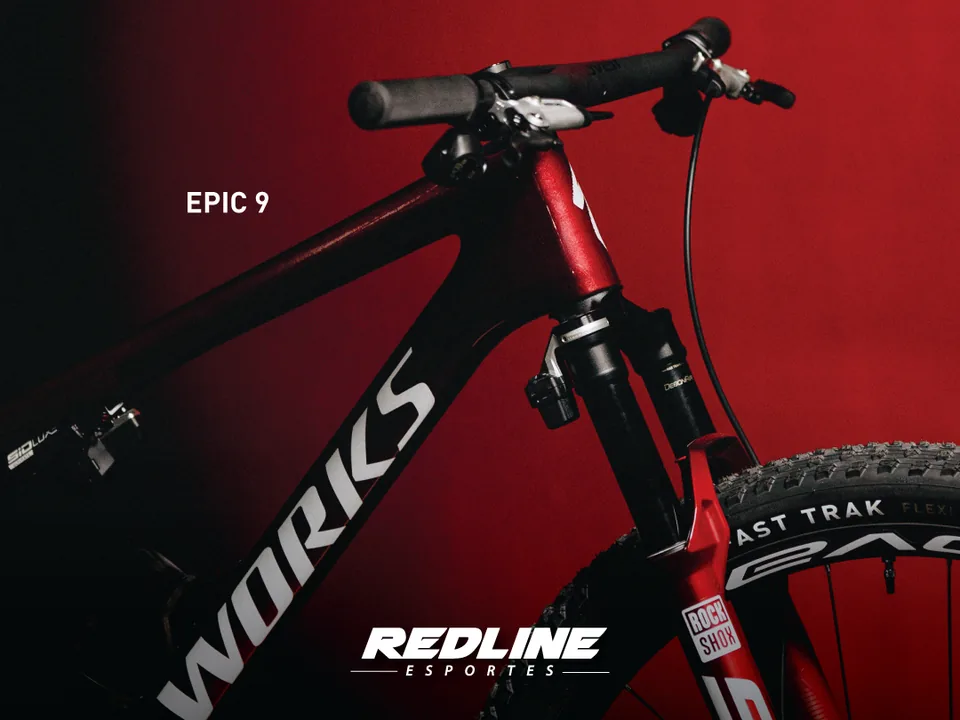 Peça da campanha de Dia dos Pais da RedLine Esportes com a Specialized Epic 9